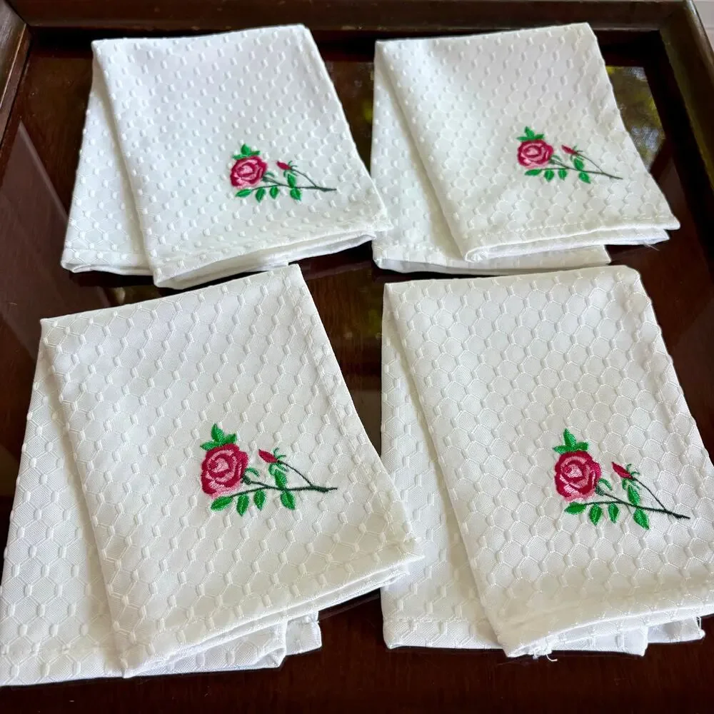 Vintage Rose Embroidered Textured Cotton Blend Napkins Set 4